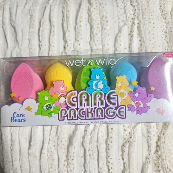 Wet n Wild Care Bears “Care Package” Makeup Sponge Collection - Picture 1 of 6